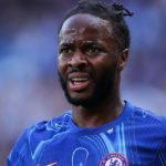 Два лондонски клуба го сакаат Стерлинг во јануарскиот преоден рок