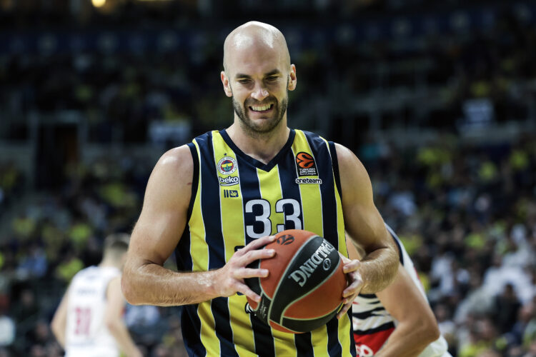 Fenerbahce Beko Istanbul v Cazoo Baskonia Vitoria Gasteiz – 2022/2023 Turkish Airlines EuroLeague