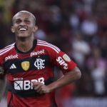 Весли од Фламенго се сели во Рома