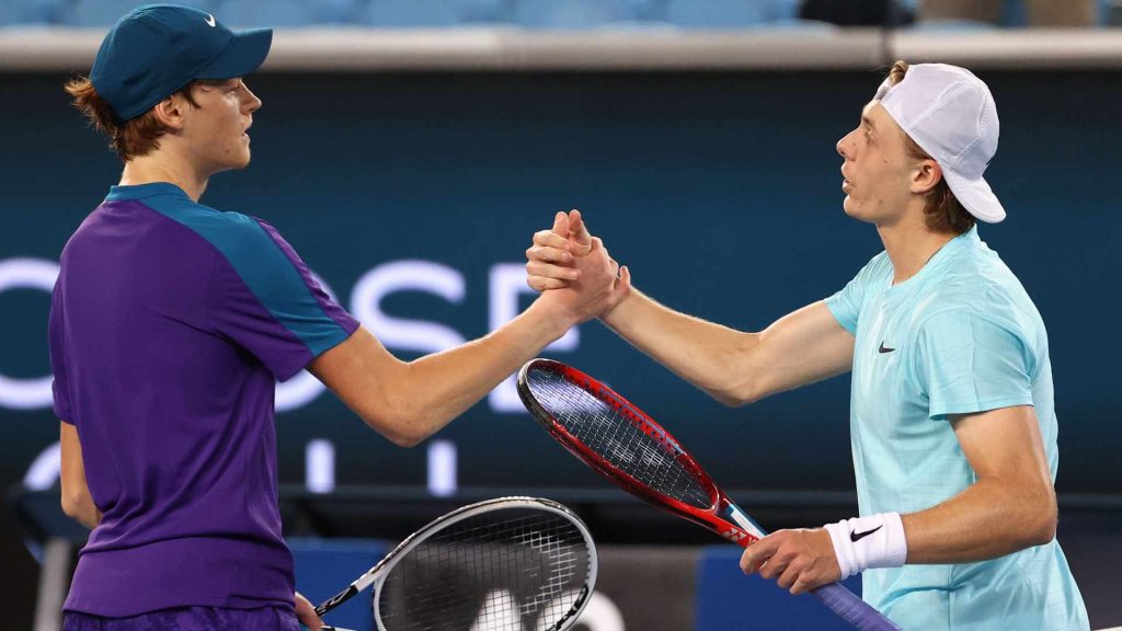 shapovalov-sinner-melbourne-shake-2021