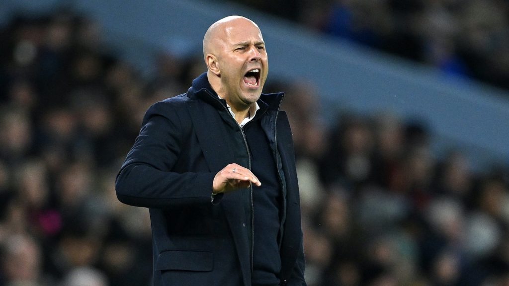 arne-slot-manchester-city-fc-v-liverpool-fc-premier-league-2025