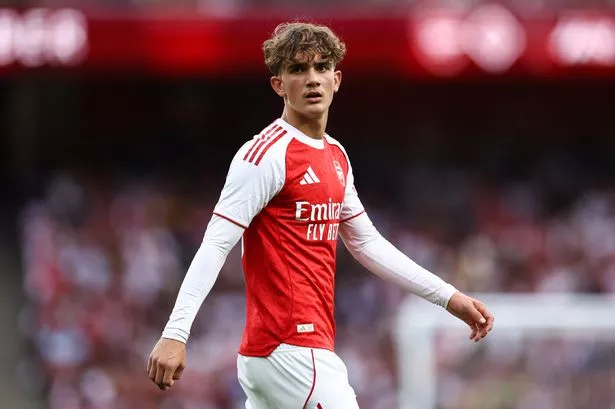 Max Dowman at The Emirates in an Arsenal shirt