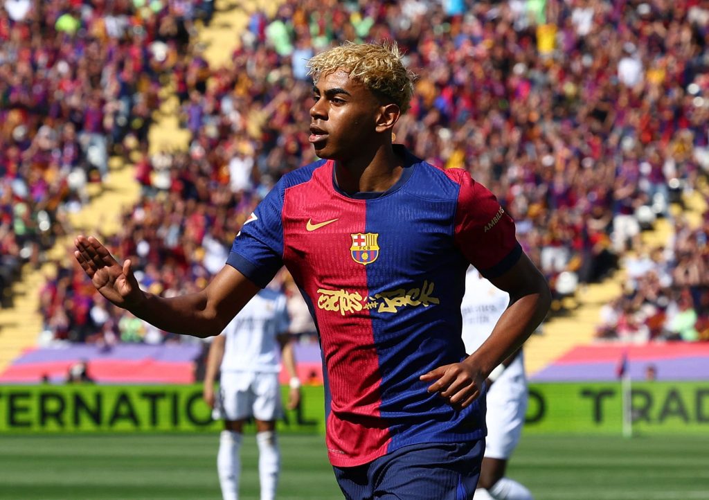 Lamine Yamal doing the calm celebration against Real Madrid