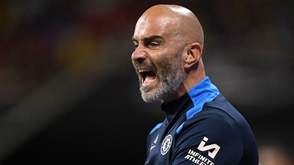Enzo Maresca shouting while managing Chelsea