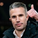 Ван Перси доминира во Холандија со Фејнорд