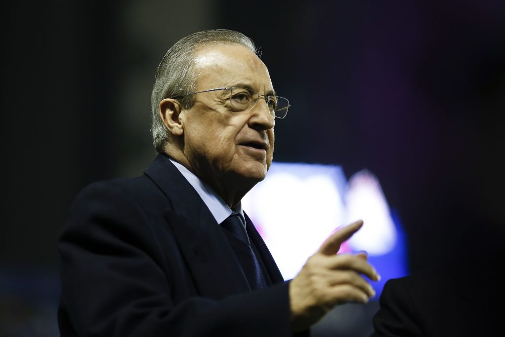 Florentino Perez pointing finger