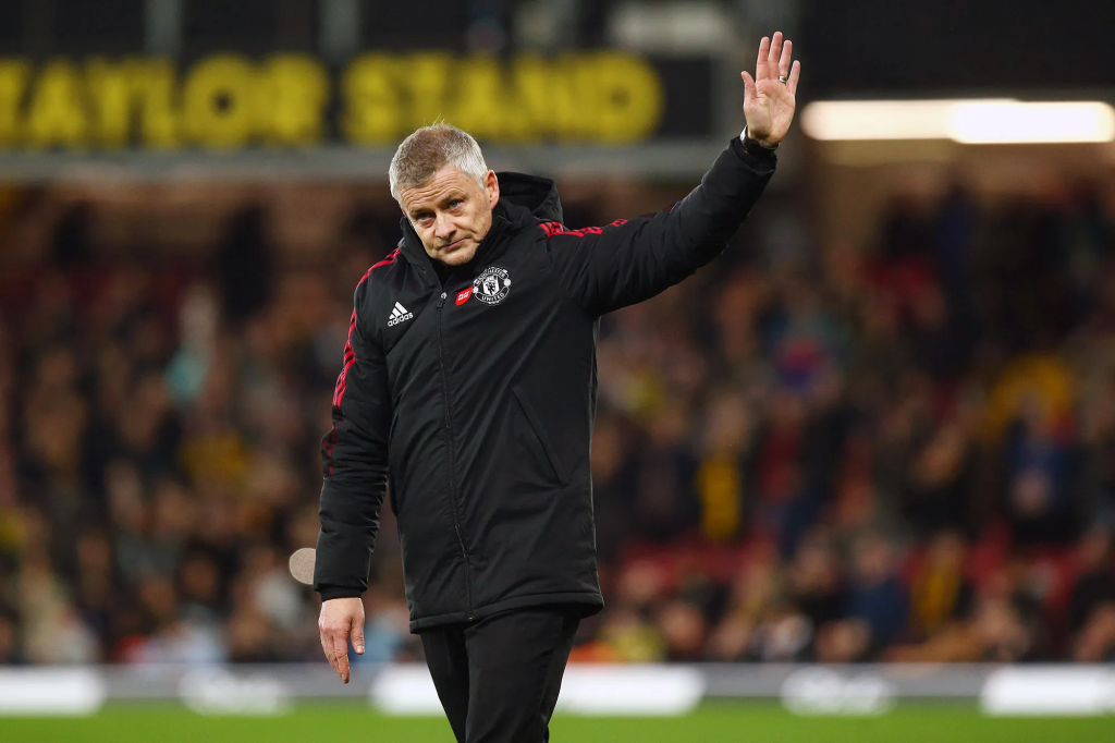 Ole Gunnar Solskjaer waving as Manchester United manager