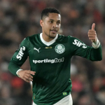 Јунајтед го сака Витор Роке, промашувањето на Барса од минатата сезона