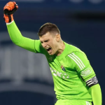 Ливаковиќ се враќа во Динамо Загреб