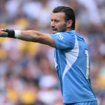 Димитриевски парично казнет за изјавите околу голманската позиција во Валенсија