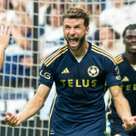 Милер не размислува за пензија, ќе игра и следната сезона во МЛС лигата