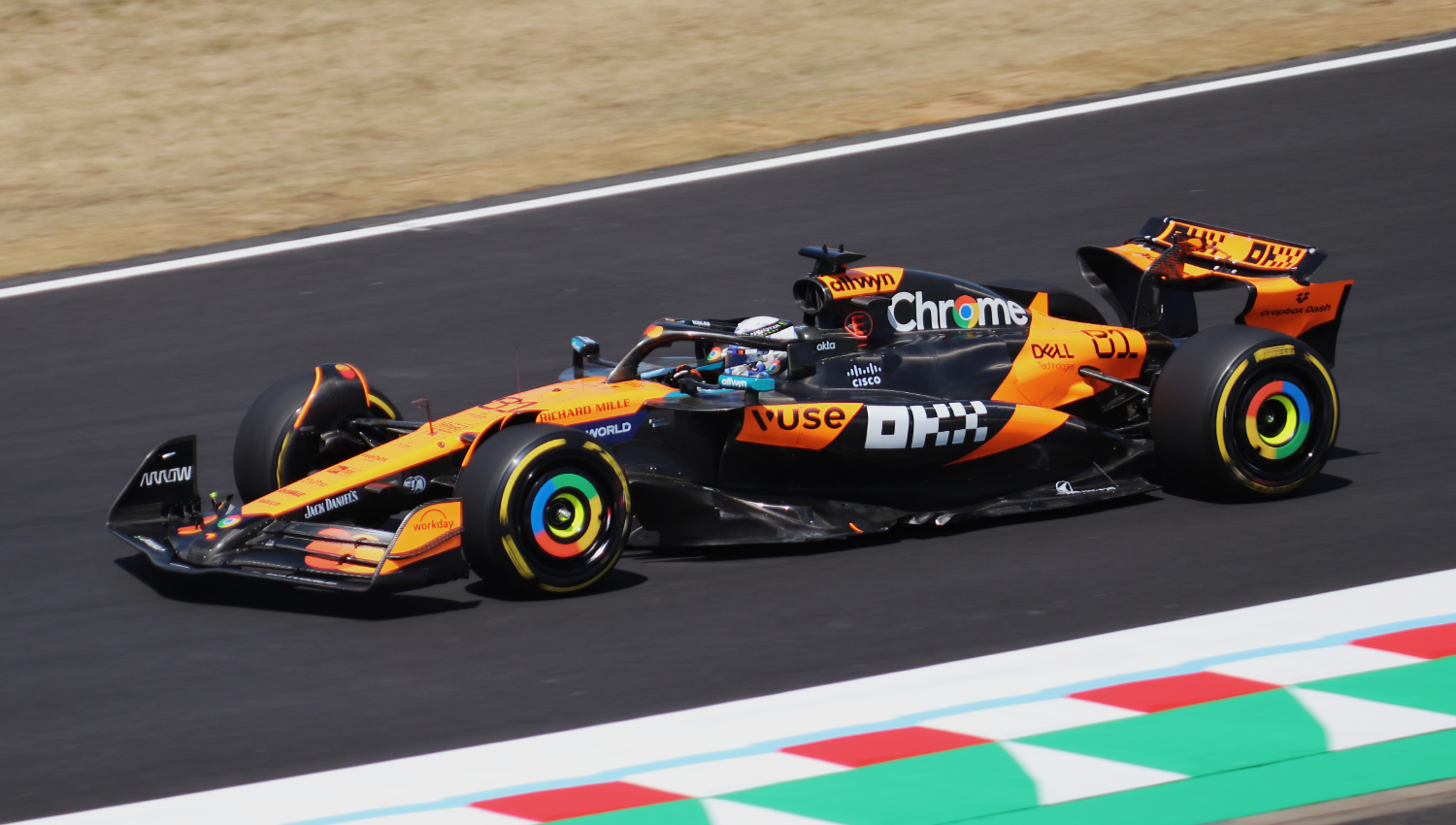 Пјастри ќе тргне од пол-позицијата во Катар