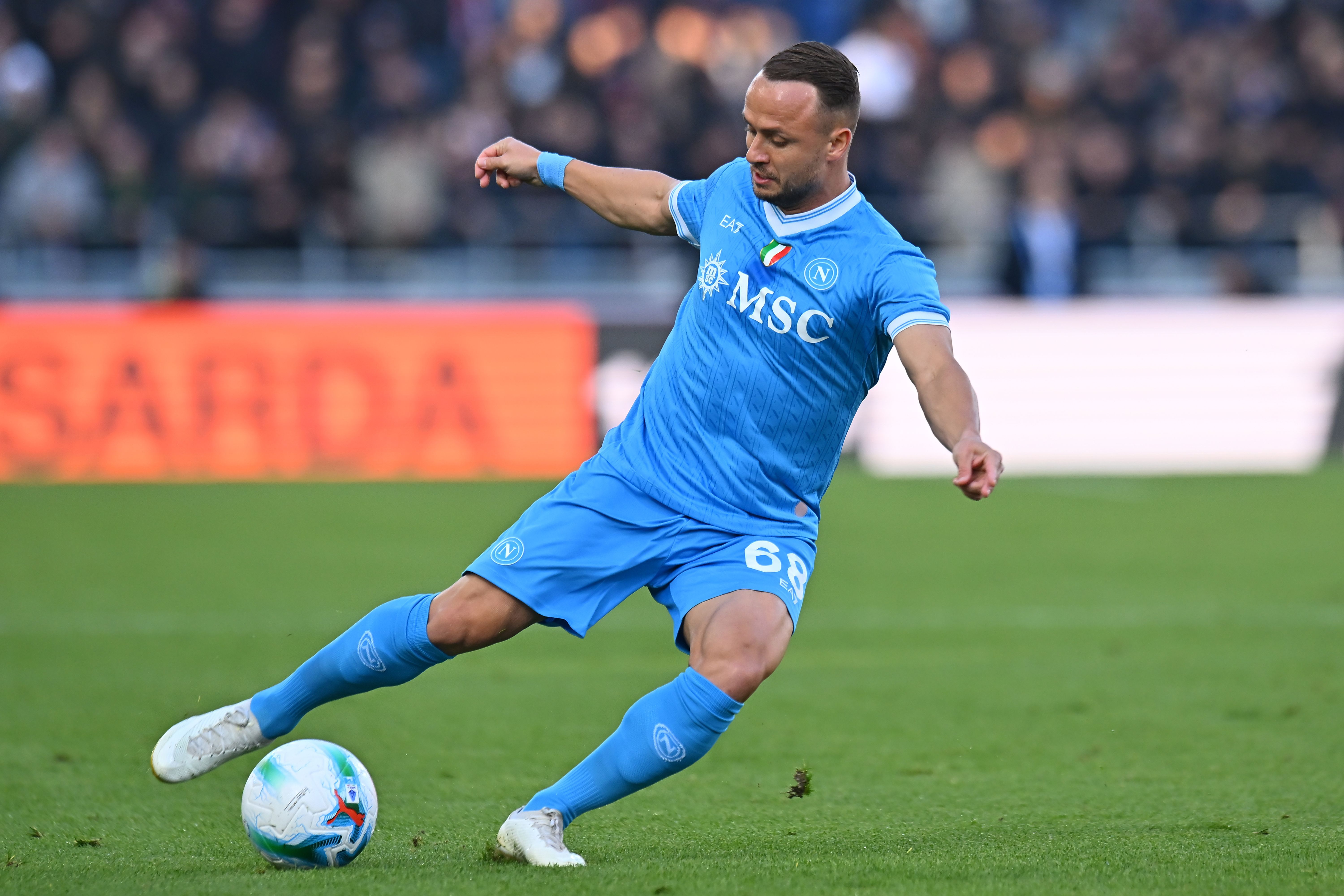 Лоботка најави заминување од Неапол