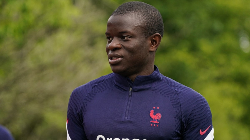 Ngolo Kante in France training