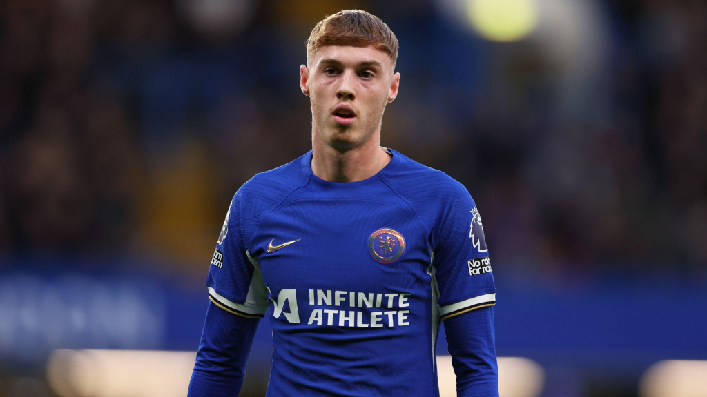 Frontview of Cole Palmer looking disappointed while playing for Chelsea