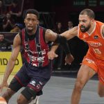 Коби Симон го продолжи договорот со Басконија