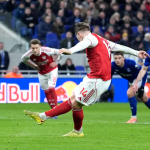 Арсенал со три бода се враќа од домот на Евертон