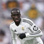 Менди само што се врати пак се повреди