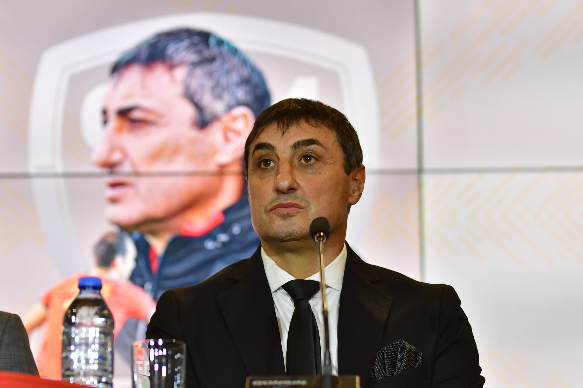 Седлоски го откри стручниот штаб во националниот тим