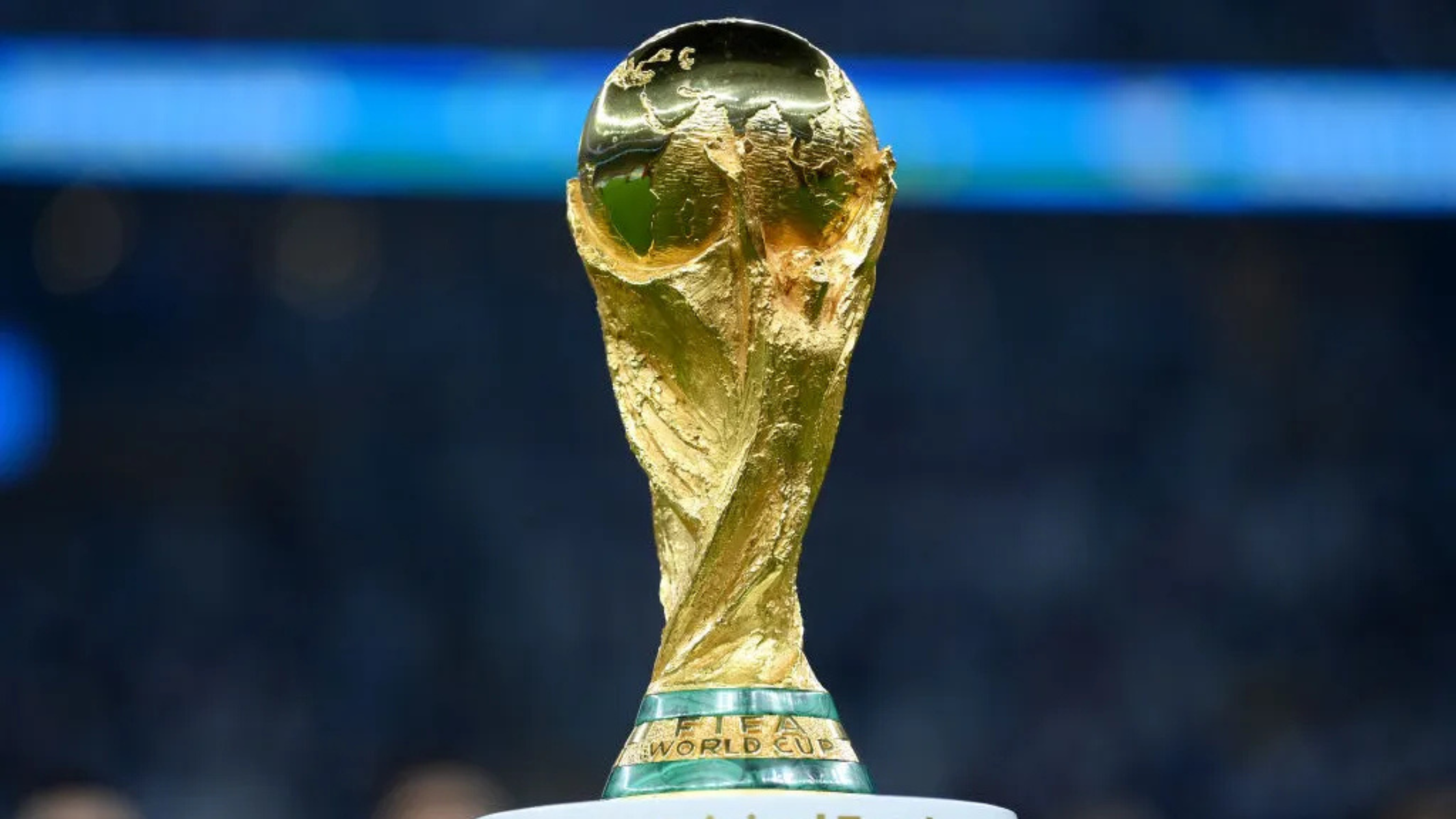 Frontview of the World Cup trophy