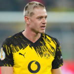 Барселона го следи Рајерсон како резерва за Кунде, додека Сити демне