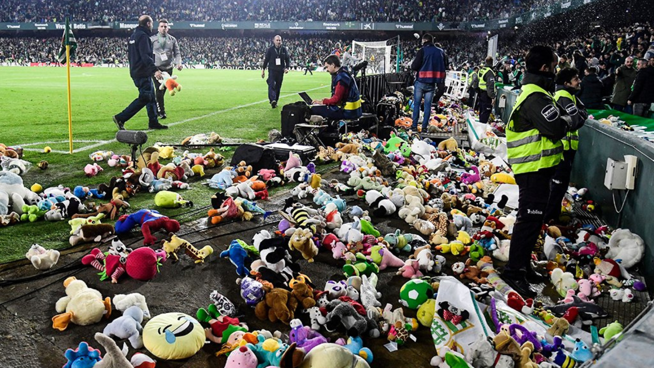 Toy storm in Betis