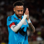 Нејмар низ болка до хет-трик: Сантос бегa од зоната за испаѓање