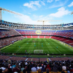 Поголем капацитет, подобра атмосфера: Камп Ноу се отвора чекор по чекор