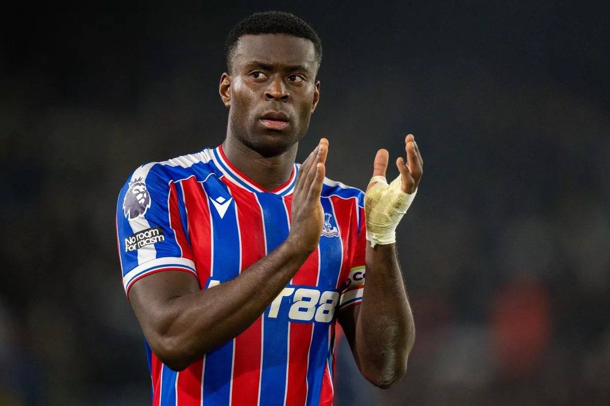 И Арсенал се вклучи во трката по капитенот на Кристал Палас