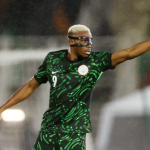 Проблеми со премиите, Нигеријците одбиваат да играат против Алжир