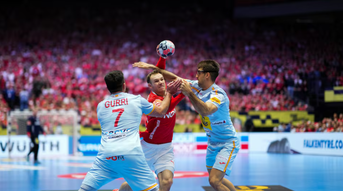 Данските крила ја уништија подмладената Шпанија