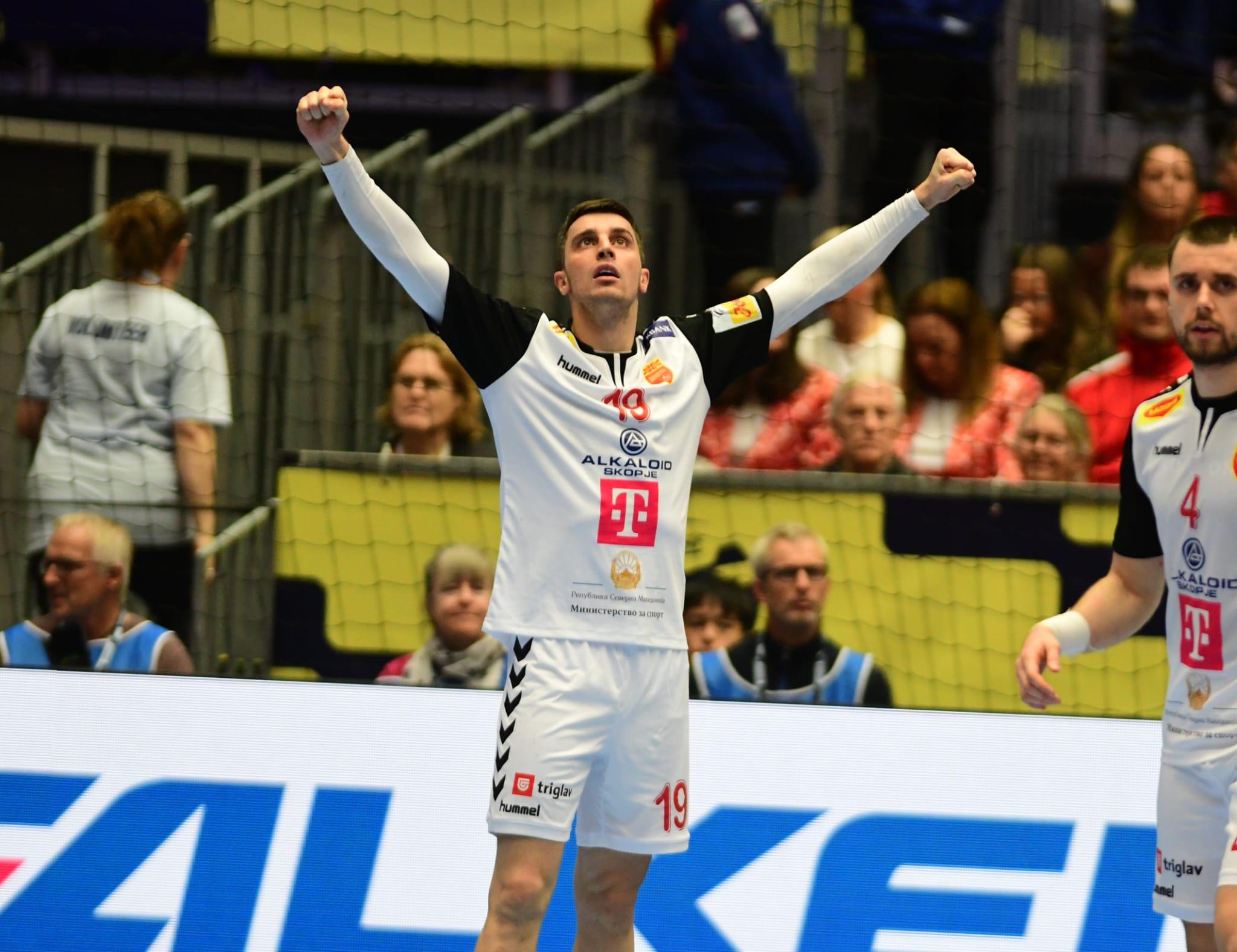 Костески побрз од сирената, Македонија мининално ја совлада Романија