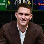 Ботман доби нов договор на „Сент Џејмс Парк“