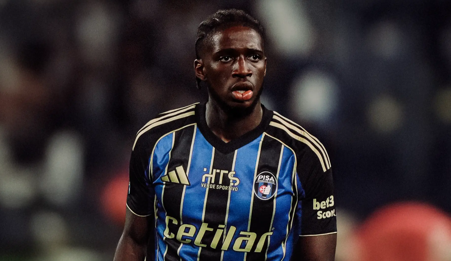 Илинг Џуниор ја засили Пиза