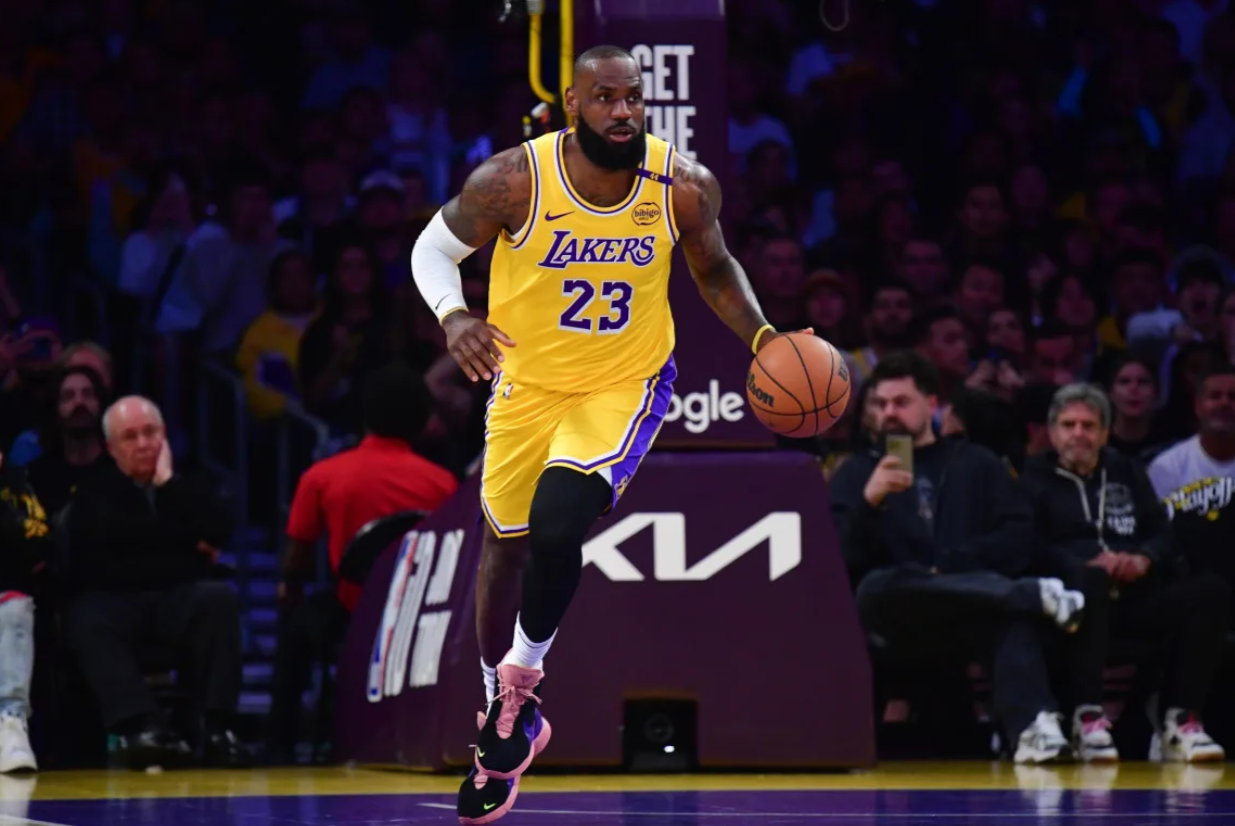 Леброн Џејмс се враќа во Кливленд од следната сезона