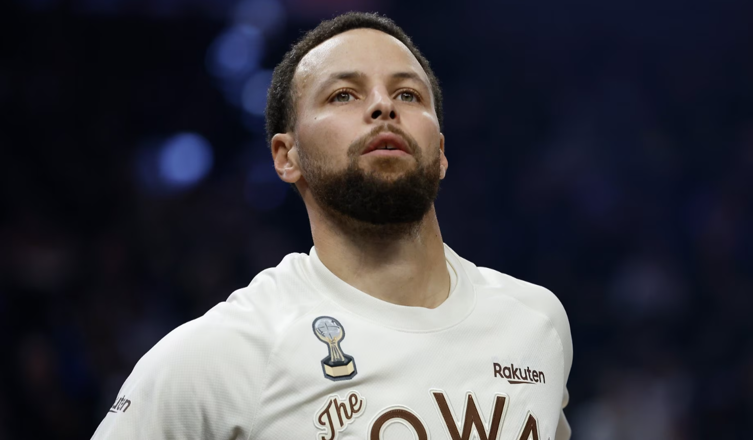 Кари демантира заминување во пензија