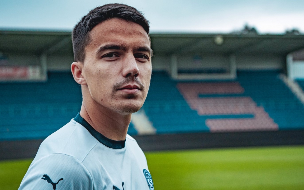 Костадинов потпиша за Словачко во чешката лига