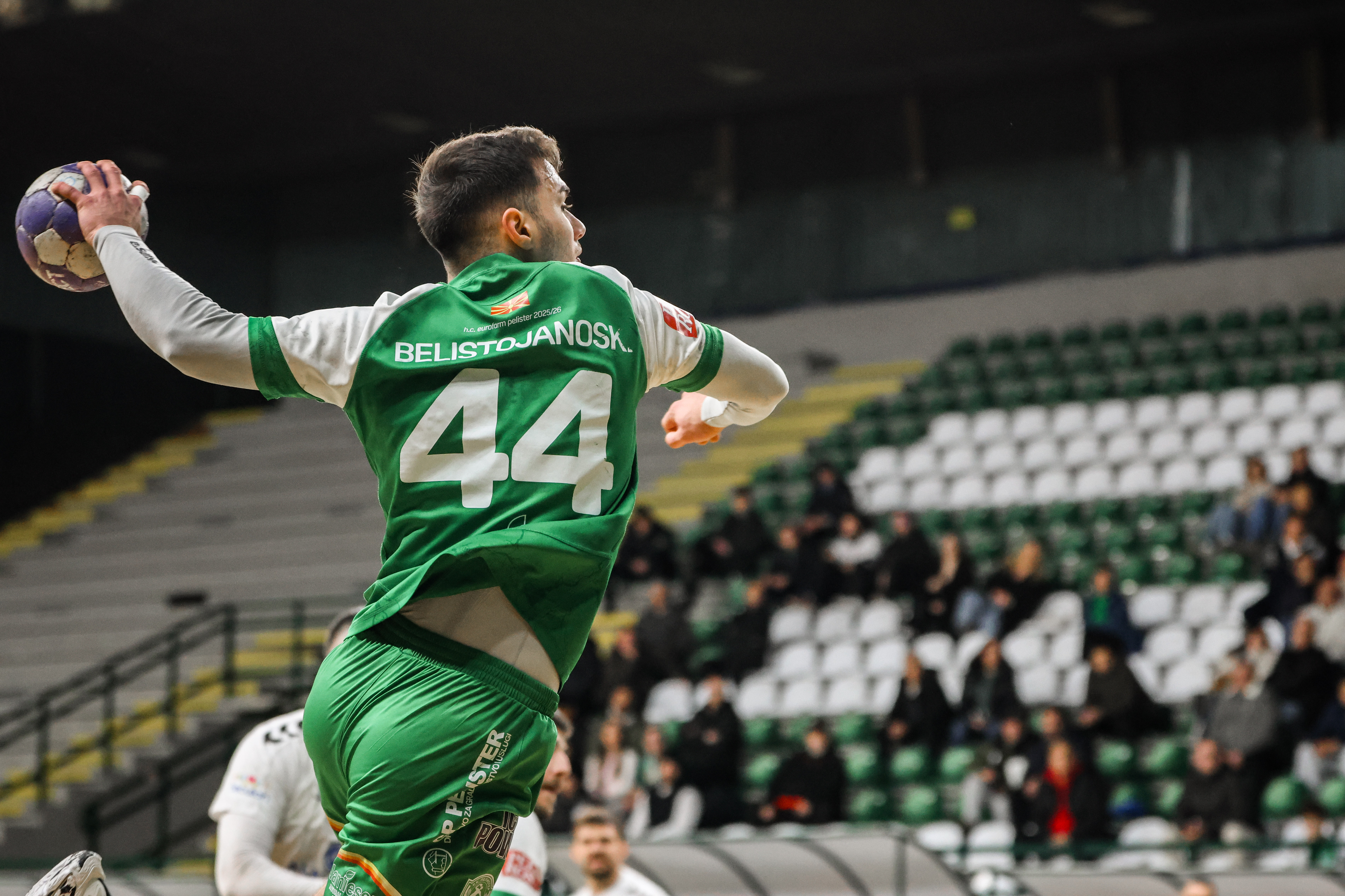 Алкалоид ги надигра младите пелистерци, плеј-офот остана само сон