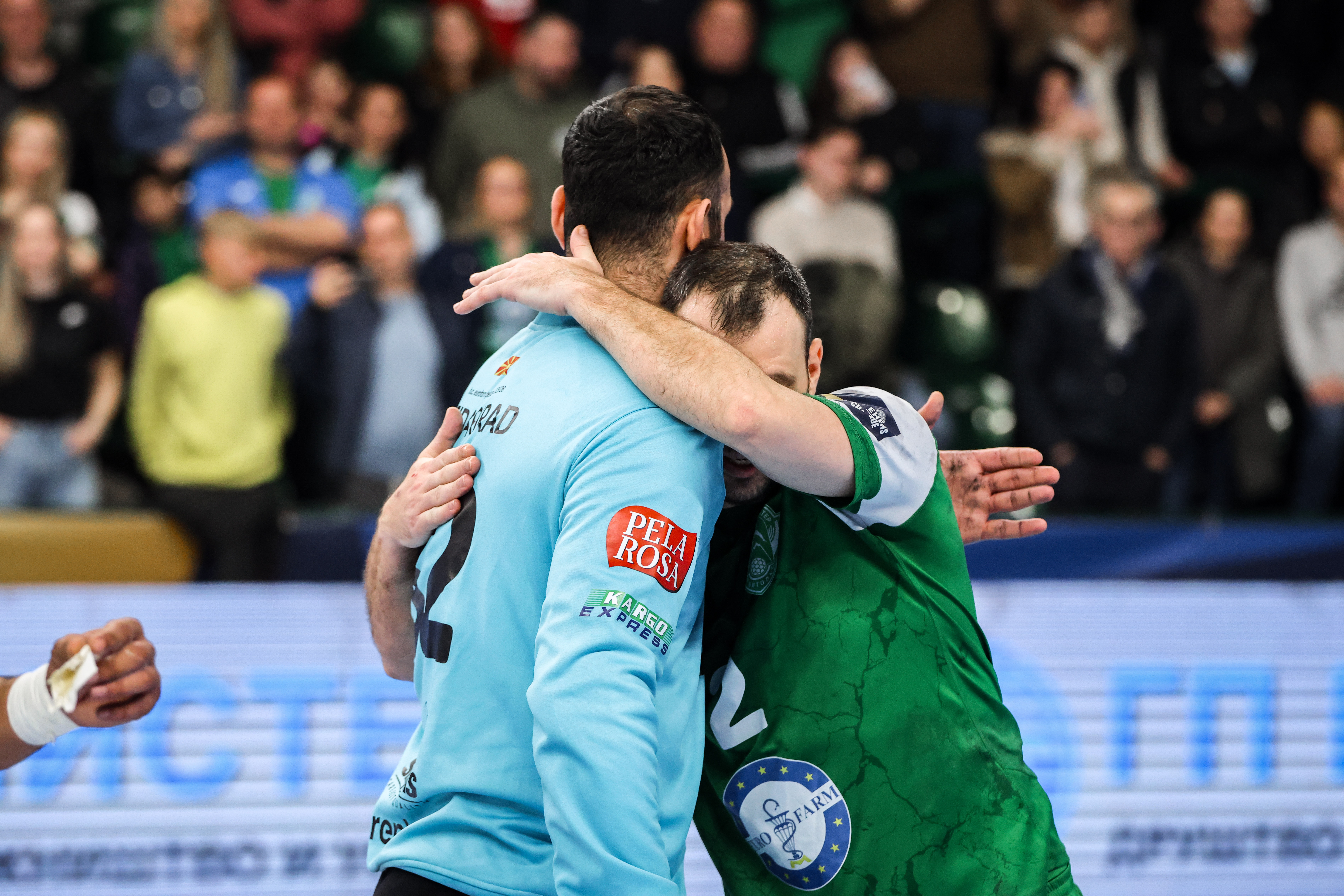 Манасков погоди со звукот на сирената, пелистерци му откинаа бод на богатиот ПСЖ!