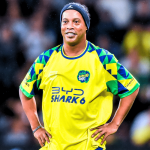 Роналдињо: Нејмар со една нога е подобар од сите напаѓачи на Бразил