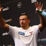 Уште три големи борби и Усик заминува во пензија