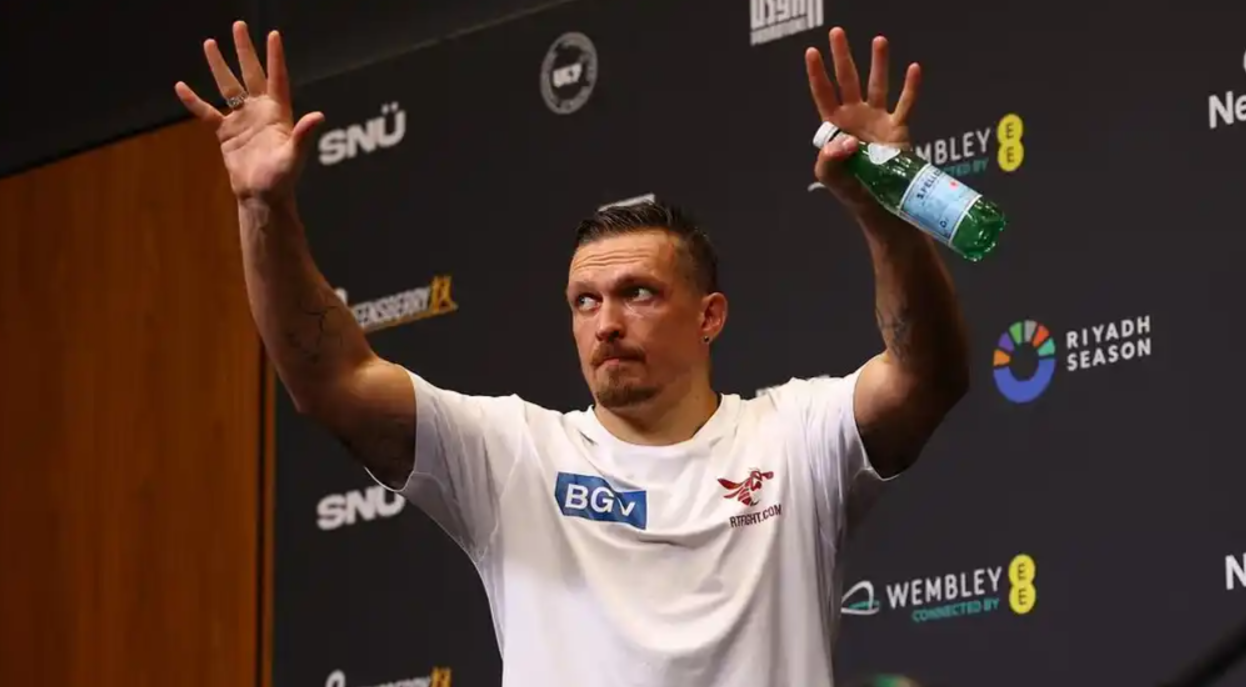 Уште три големи борби и Усик заминува во пензија