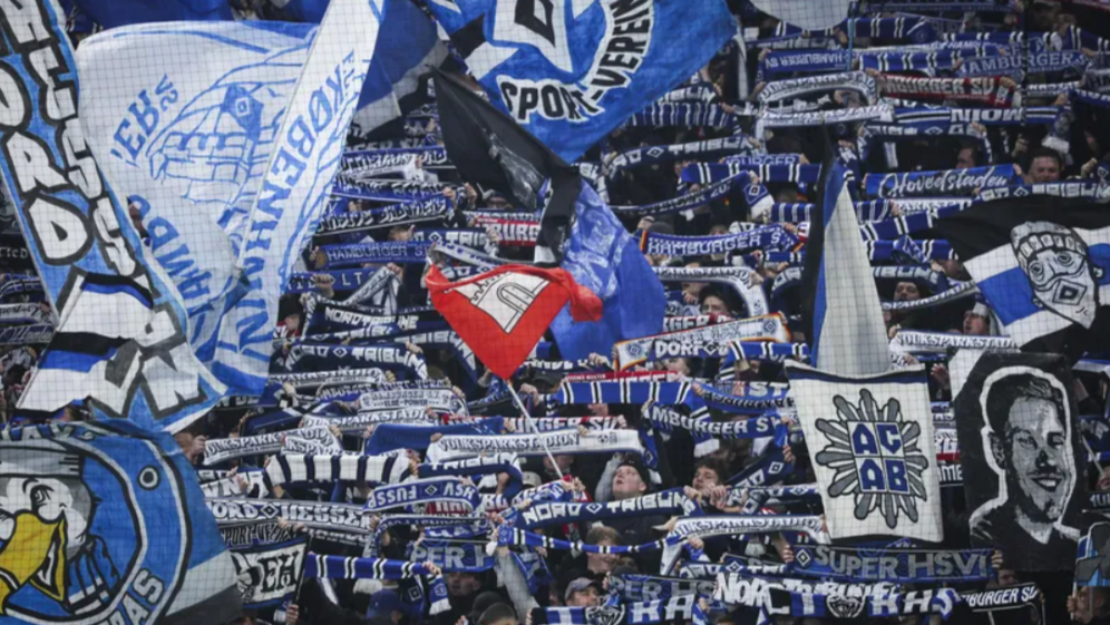 150 приведени по инцидентите меѓу фановите на Борусија Дортмунд и Хамбургер