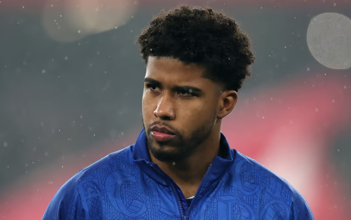 Интер го сака Андре Сантос како замена за Чалханоглу и Мхитарјан