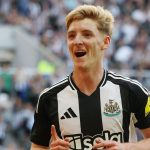 Три премиерлигаши го сакаат Гордон од Њукасл