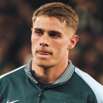 Ван де Вен меѓу исцрпеноста и гласините: Дали холандскиот дефанзивец веќе ги пакува куферите?