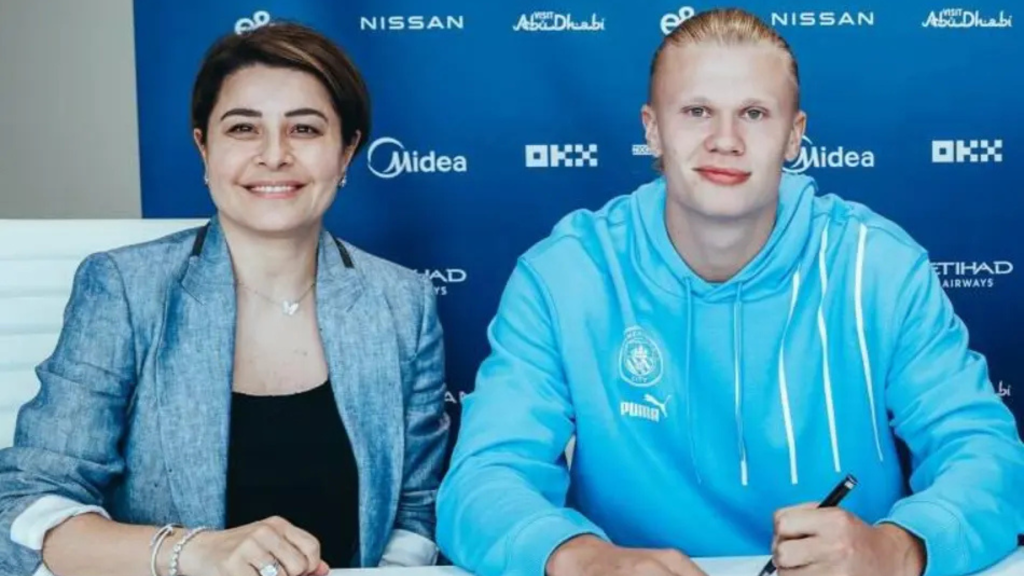 Ерлинг Халанд, и неговиот агент, Рафаела Пимента