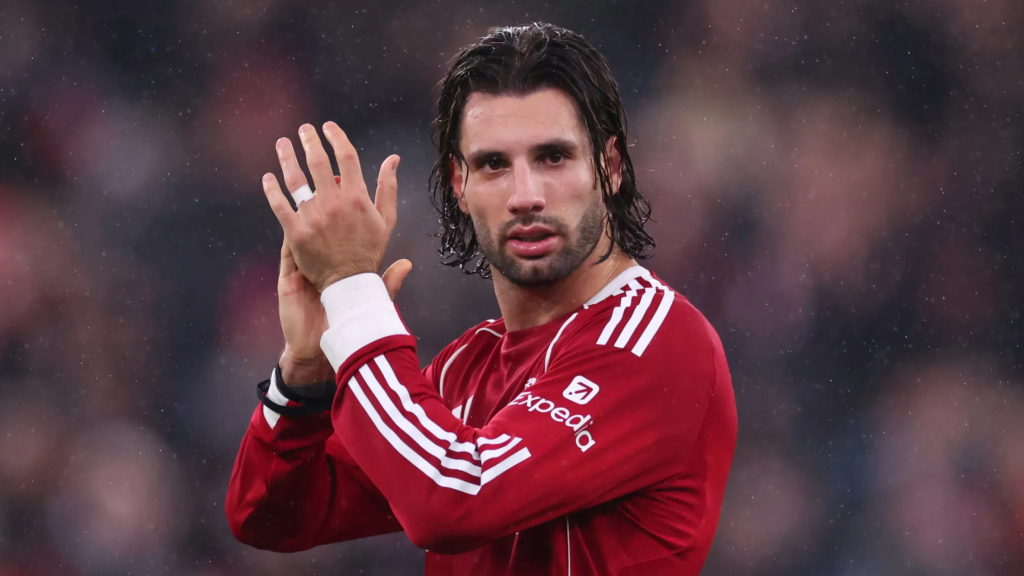 Играчот на Ливерпул Доминик Собослај шлука