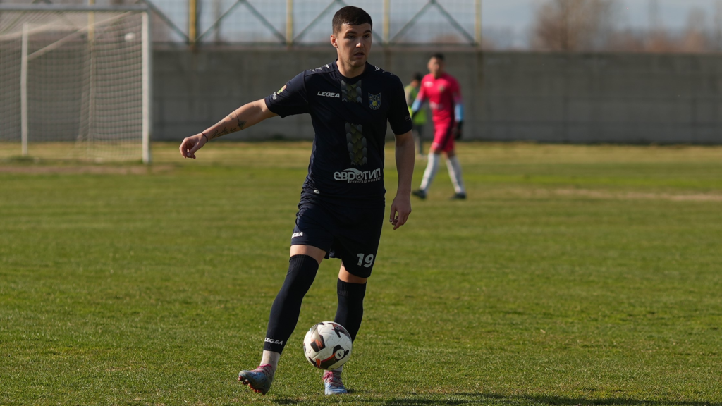 Играч на ФК Новаци