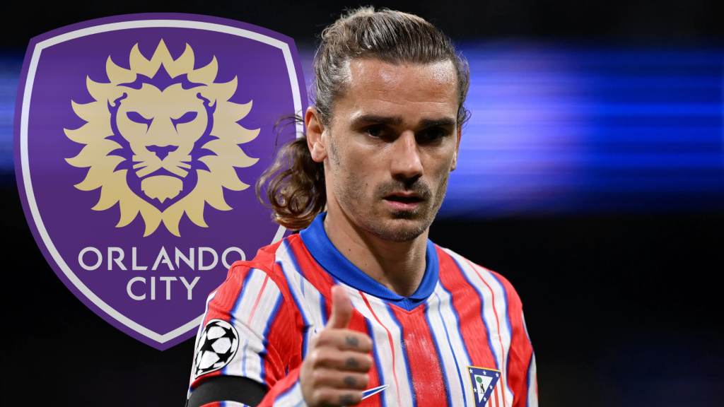 Играчот на Атлетико Мадрид, Антоан Гризман, и логото на Орландо Сити